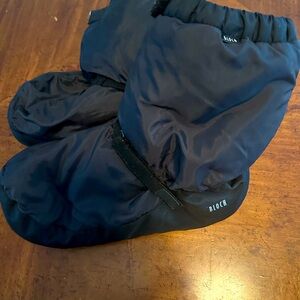 Bloch Lina Max Dance Warm Up Booties Girls SZ Medium - Black